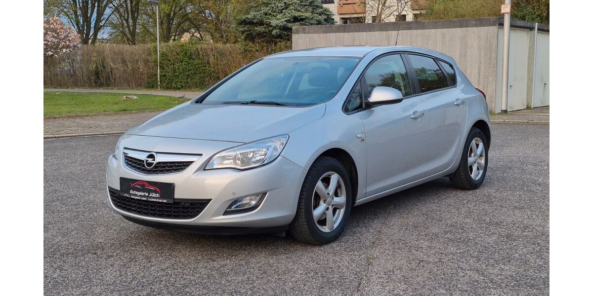 Opel Astra 61.000 km 7.999 &euro; Jülich 52428
