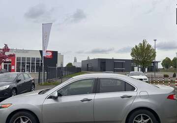 Honda Accord 130.000 km 9.980 &euro; Erftstadt 50374