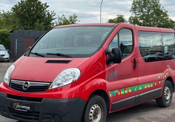 Opel Vivaro 254.661 km 5.499 &euro; Düren 52349