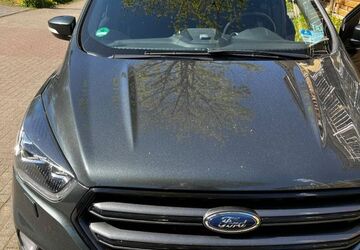 Ford Kuga 119.000 km 14.100 &euro; Köln 51107
