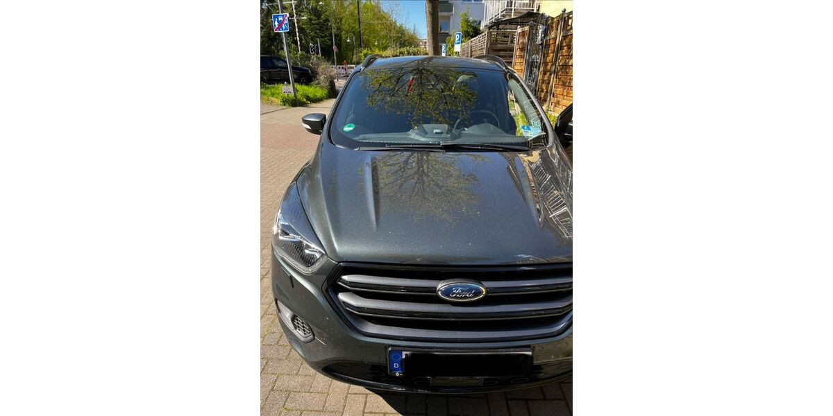 Ford Kuga 119.000 km 14.100 &euro; Köln 51107