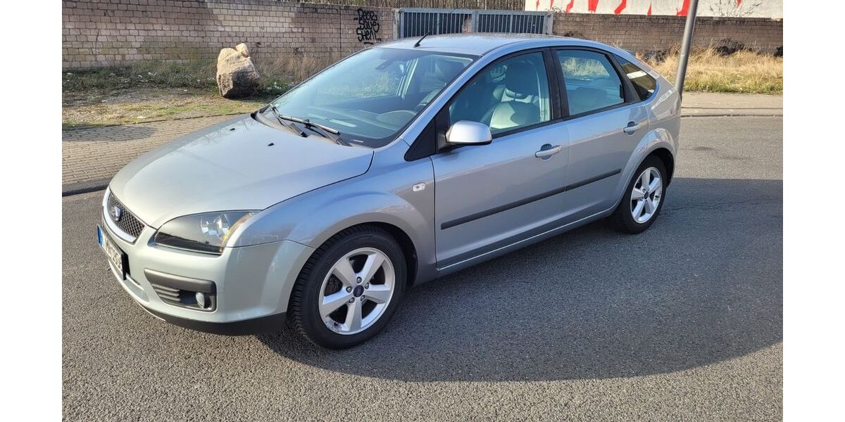 Ford Focus 115.000 km 3.600 &euro; Pulheim 50259
