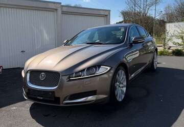 Jaguar XF 327.424 km 8.999 &euro; Nideggen 52385