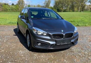 BMW 218 Active Tourer 251.000 km 5.950 &euro; Köln 50769