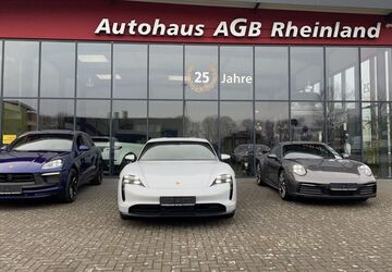 Ford Mustang 3.332 km 53.600 &euro; Brühl 50321