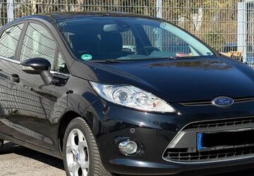 Ford Fiesta 146.400 km 4.990 &euro; Köln 50969