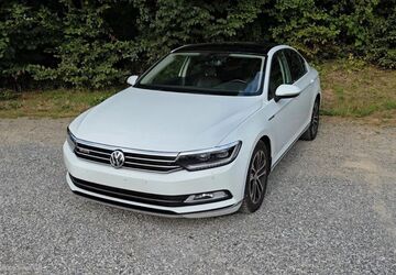 VW Passat 125.000 km 20.555 &euro; Merzenich 52399