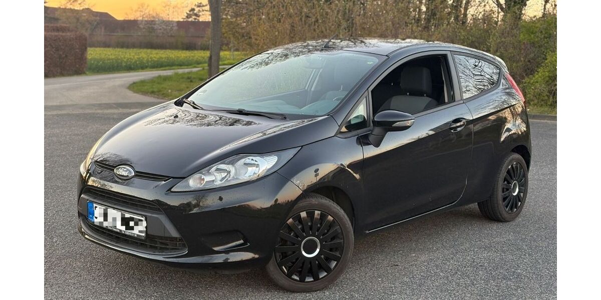 Ford Fiesta 160.100 km 2.500 &euro; Düren 52353