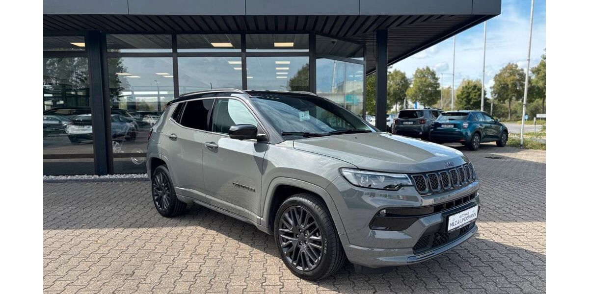 Jeep Compass 51.974 km 22.995 &euro; Jülich 52428