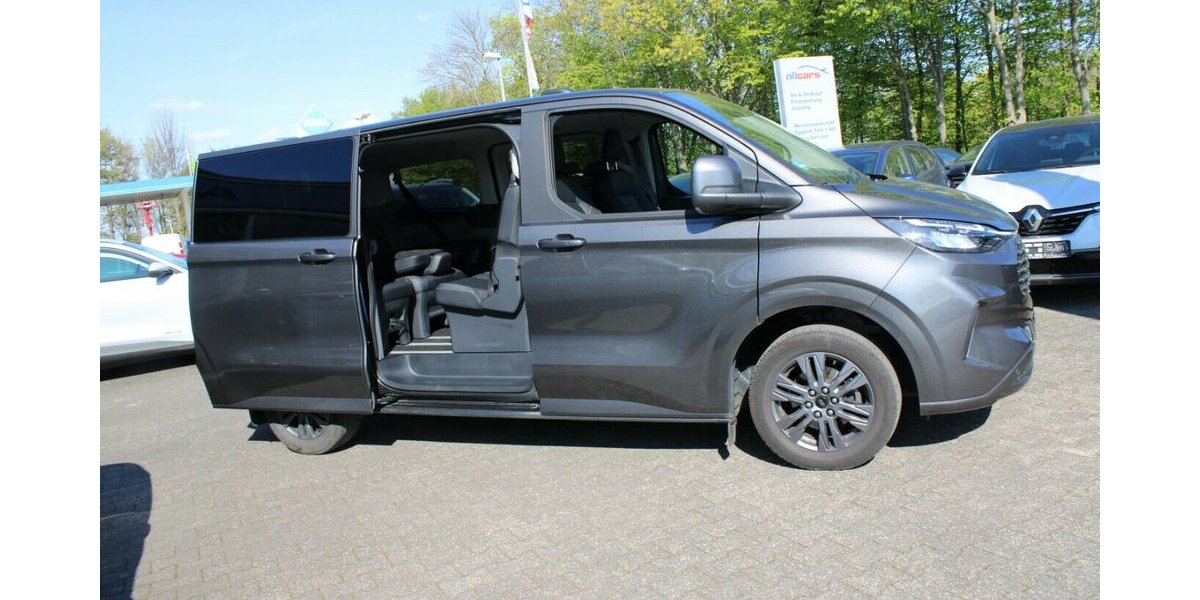 Ford Tourneo Custom 320 L1H1 VA Titanium - 8-Sitzer - 41.414 km 39.980 &euro; Euskirchen 53881