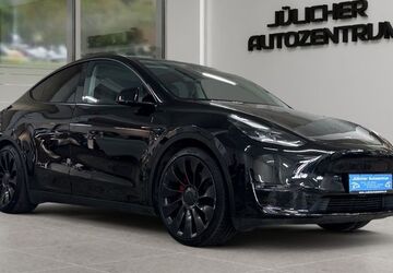 Tesla Model Y 64.553 km 37.490 &euro; Jülich 52428