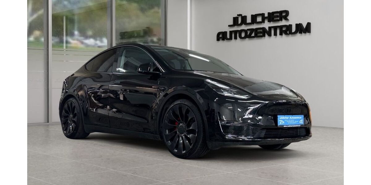 Tesla Model Y 64.553 km 37.490 &euro; Jülich 52428