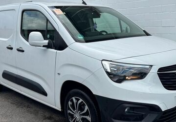 Opel Combo 140.000 km 9.250 &euro; Köln 51149