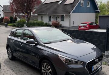 Hyundai i30 67.000 km 13.999 &euro; Köln 51147