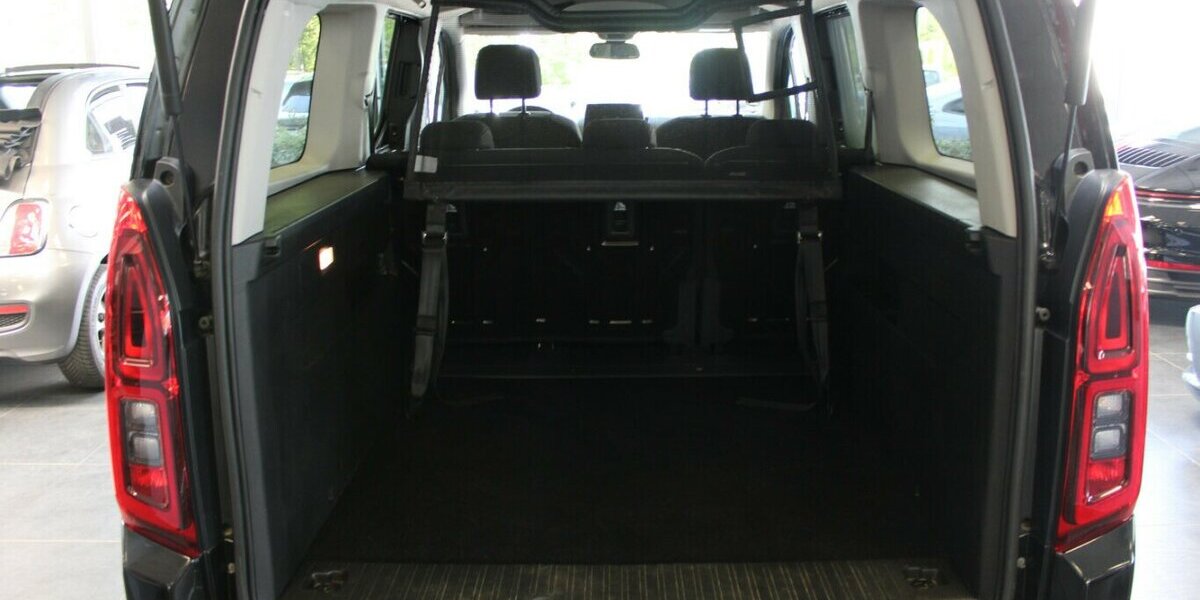 Opel Combo Life 1.5 Aut. 44.760 km 16.980 &euro; Euskirchen 53881