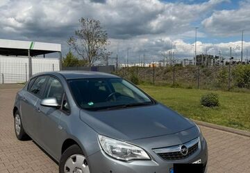 Opel Astra 141.000 km 6.500 &euro; Köln 50733