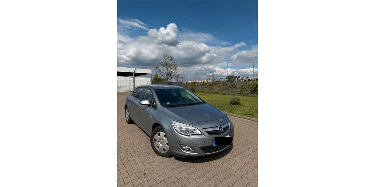 Opel Astra 141.000 km 6.500 &euro; Köln 50733