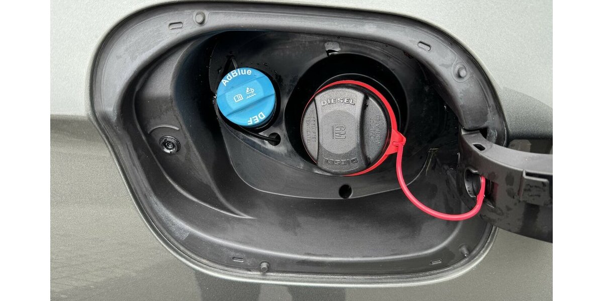 Opel Astra Klima Navi Temp CarPlay GARANTIE 28.000 km 28.000 km 14.500 &euro; Erftstadt 50374