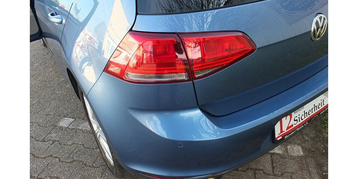 VW Golf VII COMFORTLINE PANORAMADACH KLIMAAUTOMATIK 1 150.000 km 9.888 &euro; Köln 50858