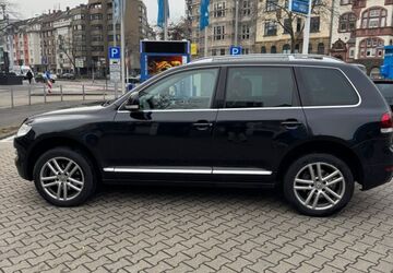 VW Touareg 274.000 km 7.900 &euro; Köln 51063