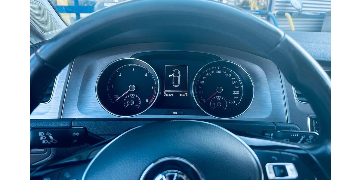 VW Golf R Variant 238.000 km 9.000 &euro; Köln 50667