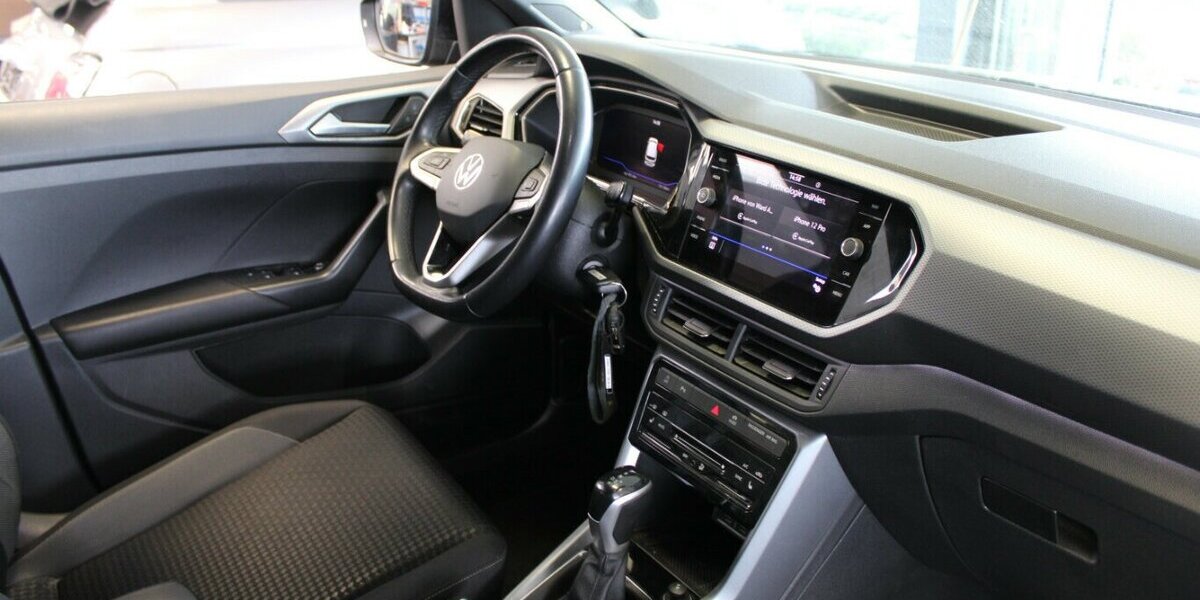 VW T-Cross 1.5 TSi ACT OPF DSG Active 151.158 km 14.980 &euro; Euskirchen 53881