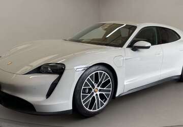 Porsche Taycan 31.710 km 62.700 &euro; Köln 50823