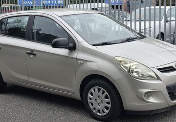 Hyundai i20 125.000 km 3.450 &euro; Niederzier 52382