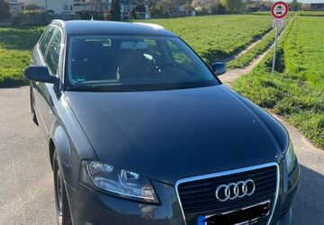 Audi A3 104.000 km 11.100 &euro; Stommeln 50259