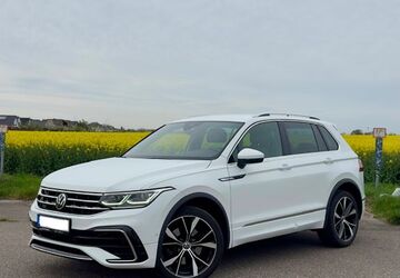 VW Tiguan 90.000 km 28.800 &euro; Euskirchen 53881