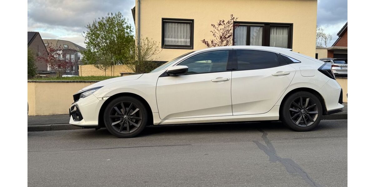 Honda Civic 62.320 km 14.600 &euro; Kerpen 50170