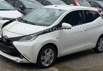 Toyota Aygo (X) 100.000 km 6.999 &euro; Euskirchen 53879