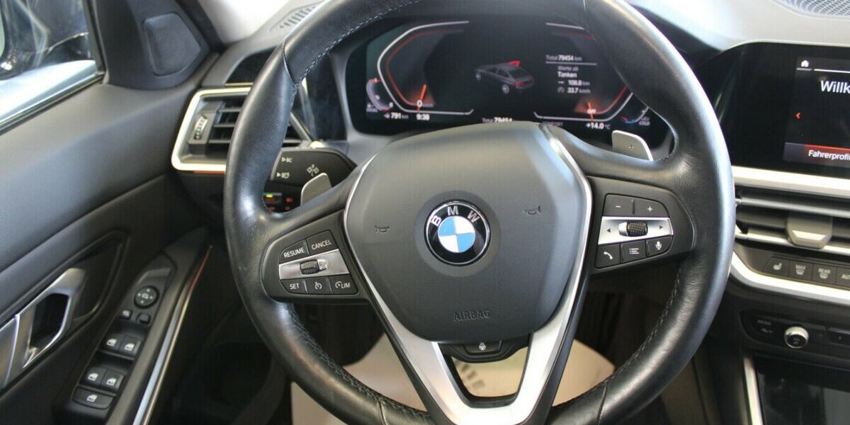 BMW 320 320d Aut. Sport Line 79.450 km 27.980 &euro; Euskirchen 53881