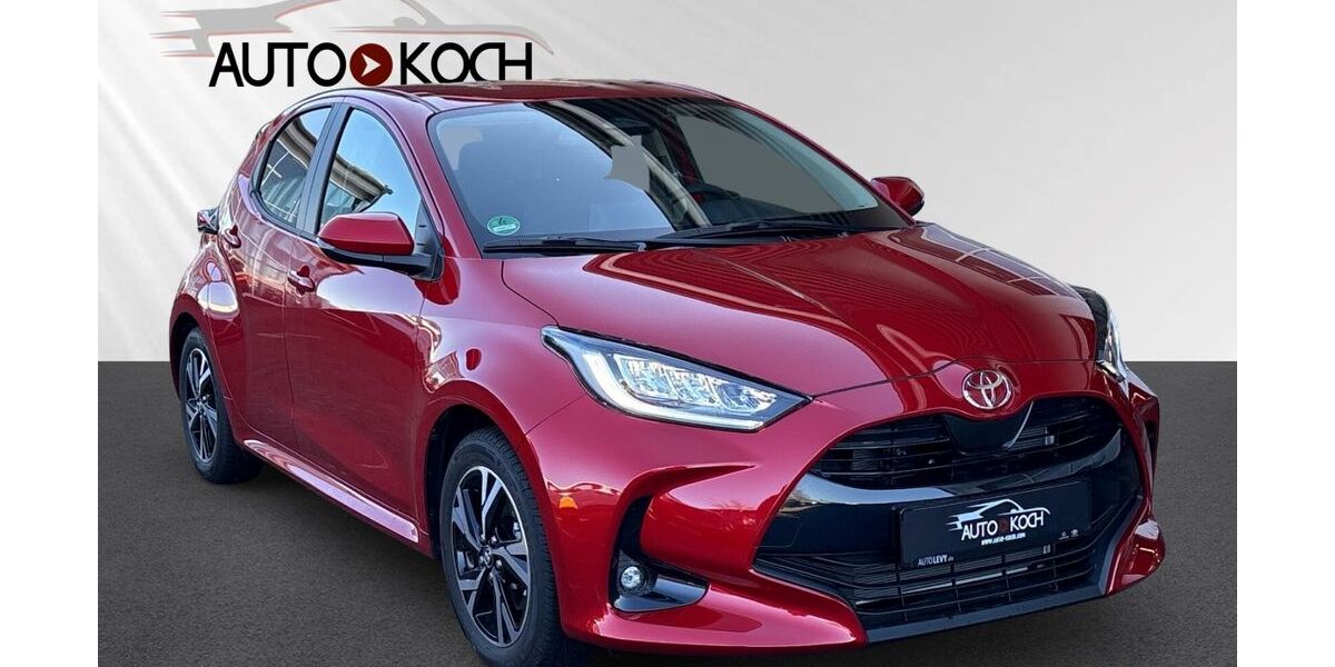 Toyota Yaris 3.141 km 23.219 &euro; Düren 52351