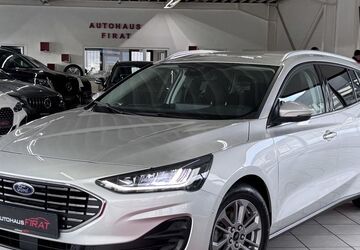 Ford Focus 99.898 km 16.549 &euro; Erftstadt / Köln 50374