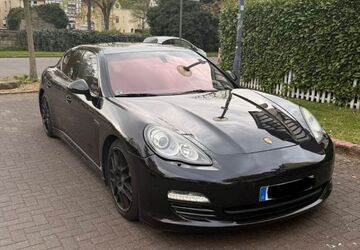 Porsche Panamera 178.900 km 18.990 &euro; Leverkusen 51373