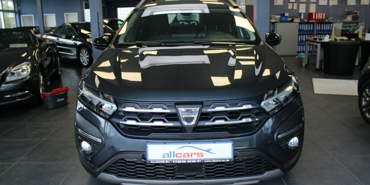 Dacia Jogger 1.0 - 7-Sitzer- AHK - 117.709 km 12.980 &euro; Euskirchen 53881