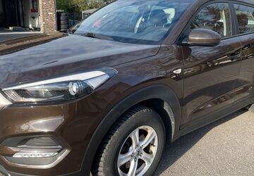 Hyundai TUCSON 135.200 km 9.700 &euro; Hürtgenwald OT Vossenack 52393