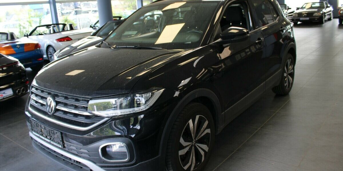 VW T-Cross 1.5 TSi ACT OPF DSG Active 151.158 km 14.980 &euro; Euskirchen 53881