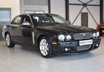 Jaguar XJ8 109.980 km 25.999 &euro; Düren 52351