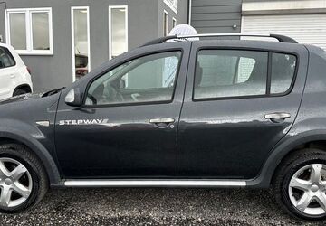 Dacia Sandero 100.000 km 3.890 &euro; Euskirchen 53881