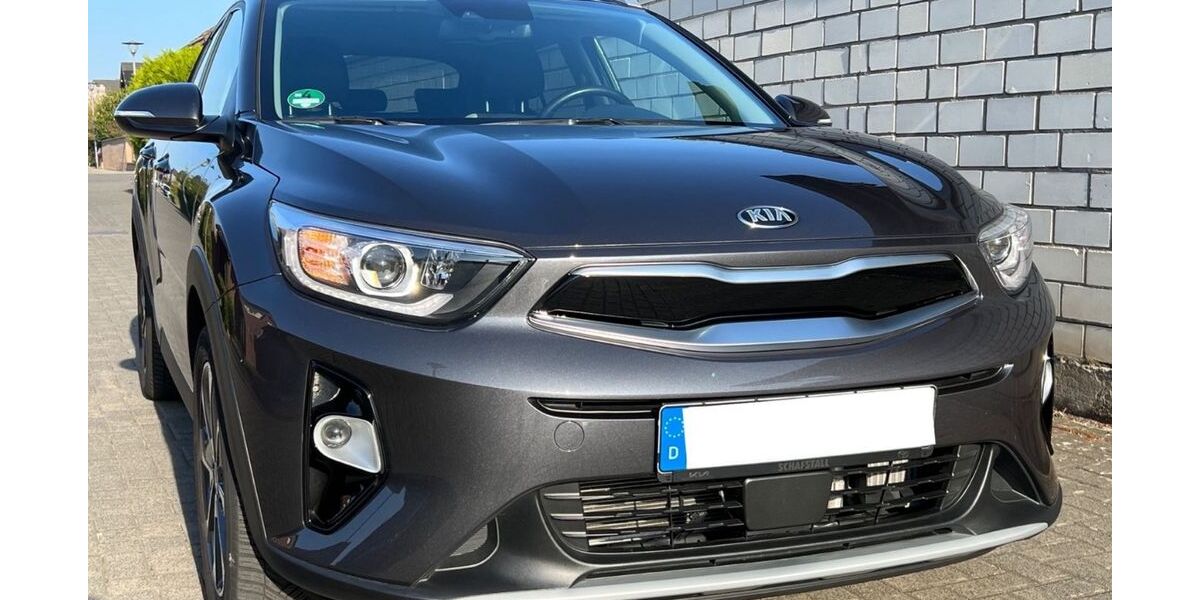 Kia Stonic 17.900 km 14.400 &euro; Köln 51143