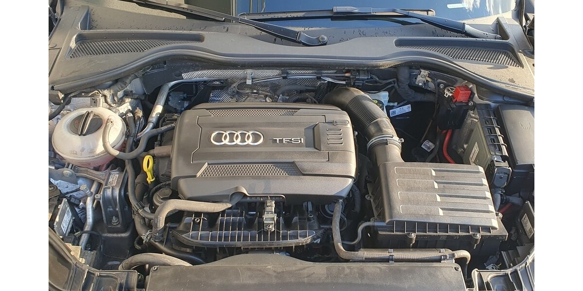 Audi TT Roadster 89.999 km 25.888 &euro; Köln 50667