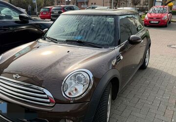 Mini ONE 93.000 km 7.999 &euro; Köln 50733