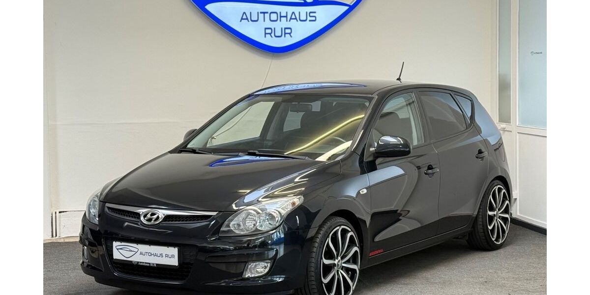 Hyundai i30 142.000 km 3.990 &euro; Düren 52353