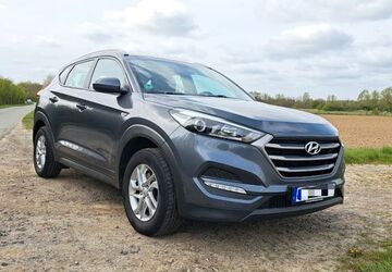 Hyundai TUCSON 107.500 km 13.900 &euro; Köln 51105