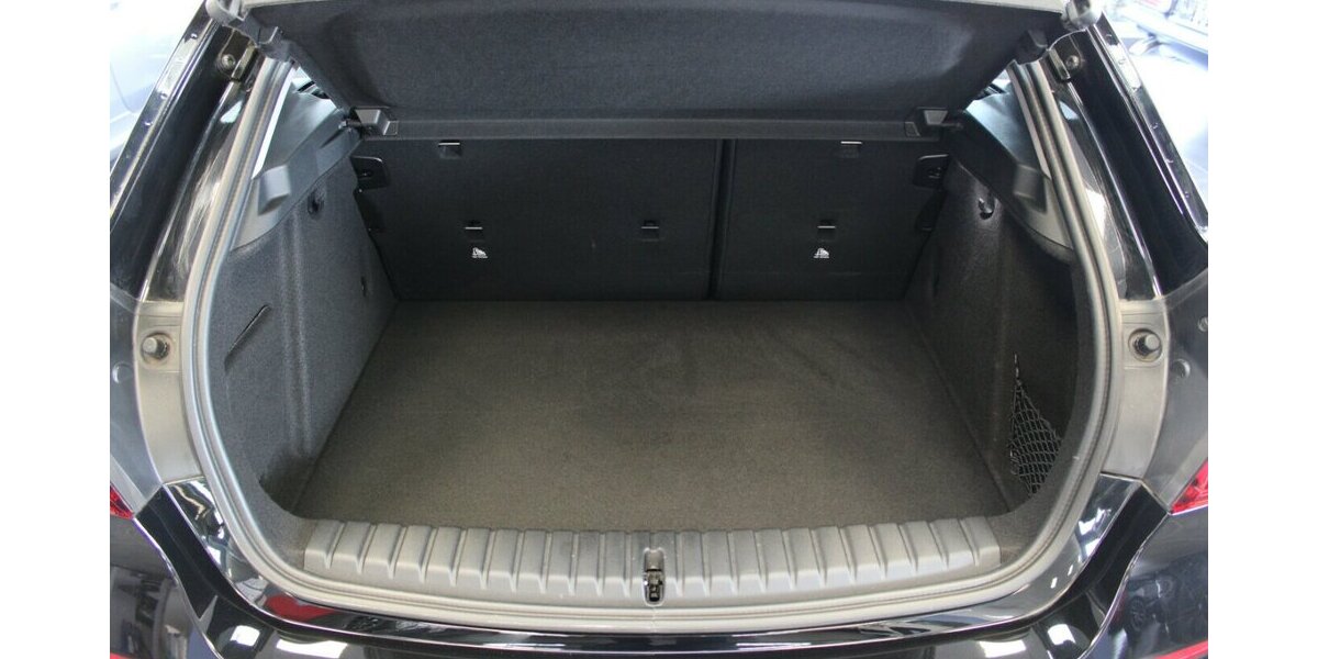 BMW 118 118d Advantage - FAHRSCHULWAGEN - 71.030 km 20.980 &euro; Euskirchen 53881