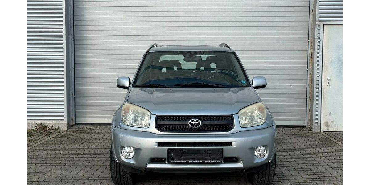 Toyota RAV 4 68.420 km 9.999 &euro; Düren 52351