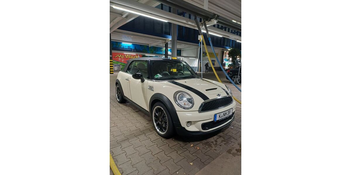Mini Cooper S Cabrio 94.000 km 10.850 &euro; Köln 50931