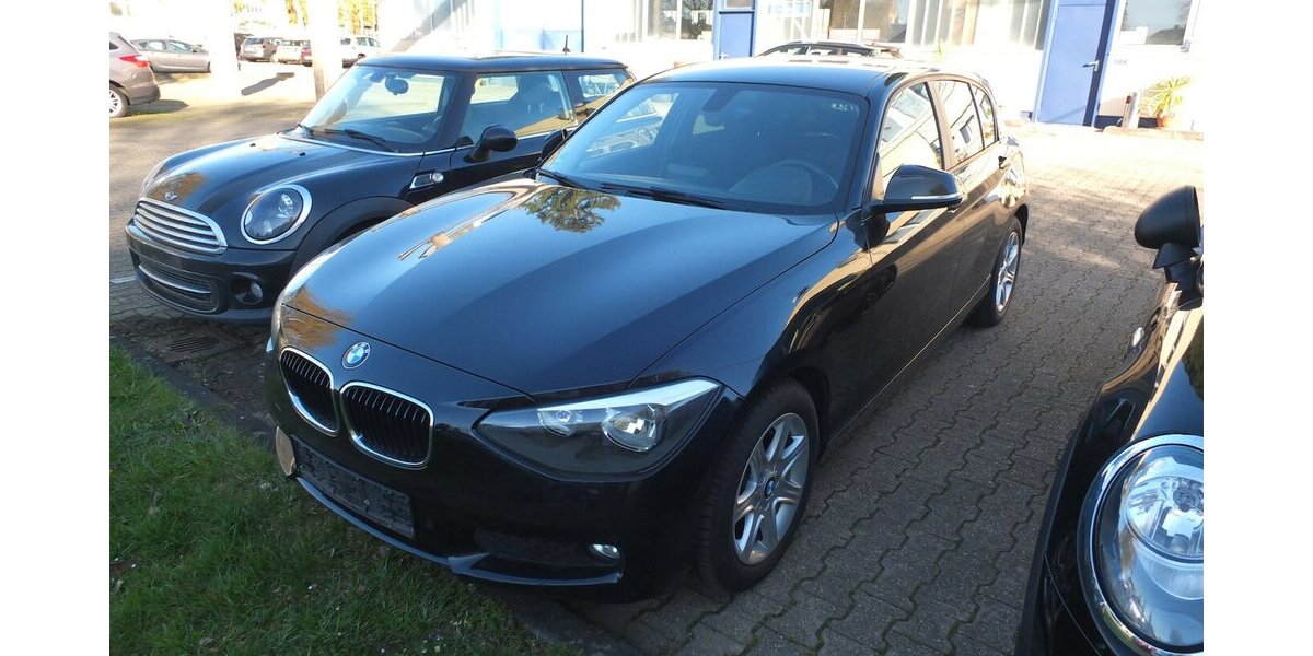 BMW 116i NAVIGATION PDC 17 Zoll LMF KLIMAANLAGE 118.985 km 9.598 &euro; Köln 50858